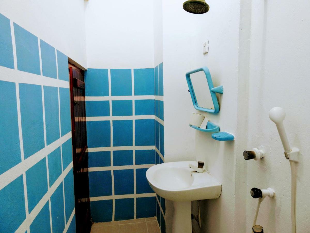 آروغام Cresent Bay Beach Hotel المظهر الخارجي الصورة