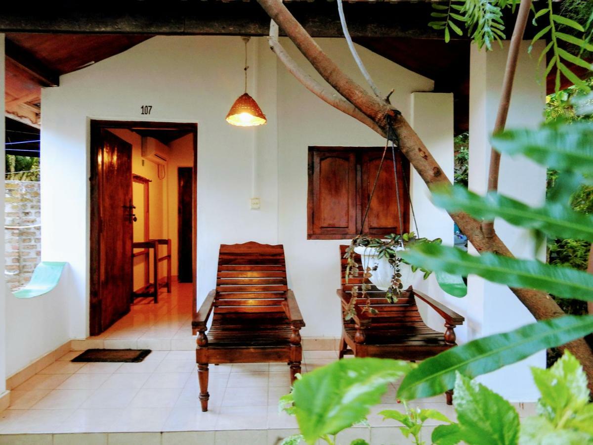 آروغام Cresent Bay Beach Hotel المظهر الخارجي الصورة