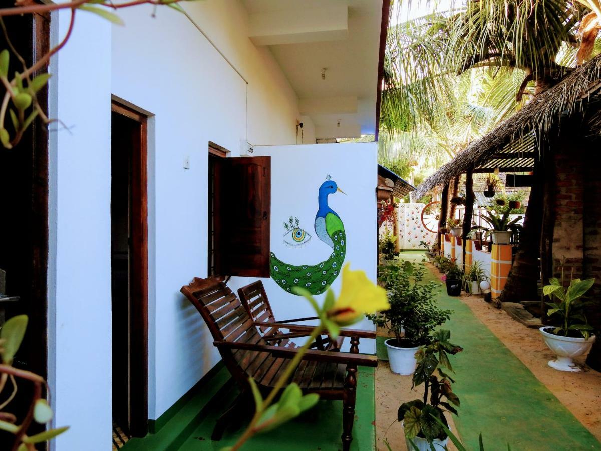 آروغام Cresent Bay Beach Hotel المظهر الخارجي الصورة